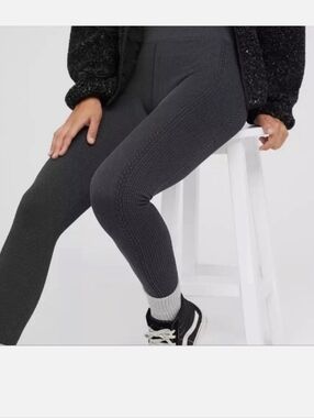 NWT Aerie Seamless Ribbed Cable Knit Leggings